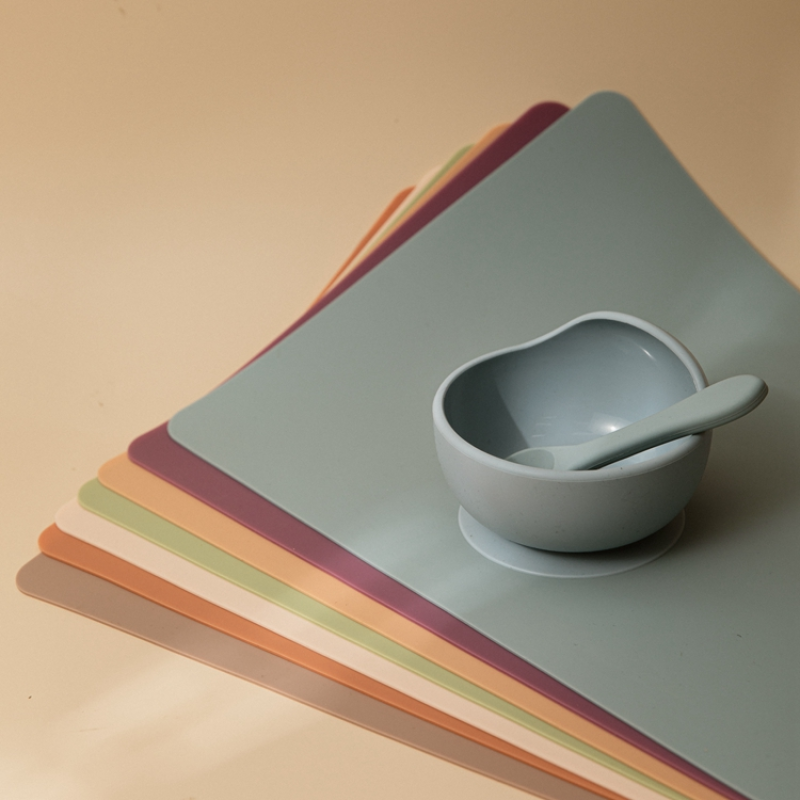 Eco-Friendly Silicone Non-Slip Placemat Easy Clean Baby Silicone Feeding Mat