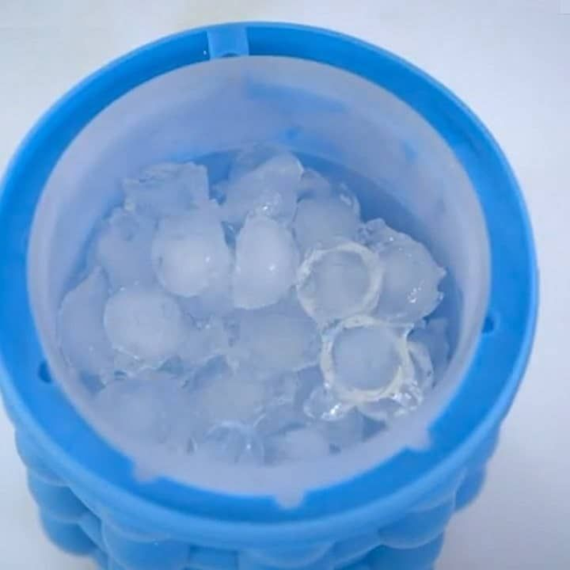 Custom Hot Selling Ice Cube Tray Ice Genie