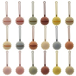 Hot Selling Eco-Friendly Small Mouth Silicone Pacifier Case Storage Box Carton Printed Pattern Free Easy Use Baby Feeding Holder