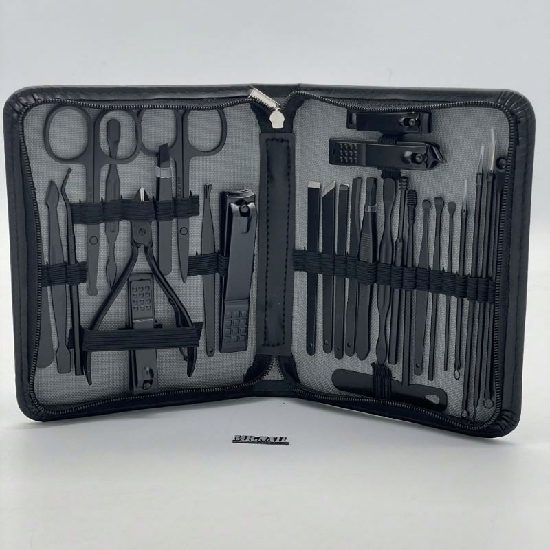 Portable 7pcs Manicure Pedicure Set Zipper PU Leather Bag with Stainless Steel Nail Clippers for Foot Care Grooming Gift