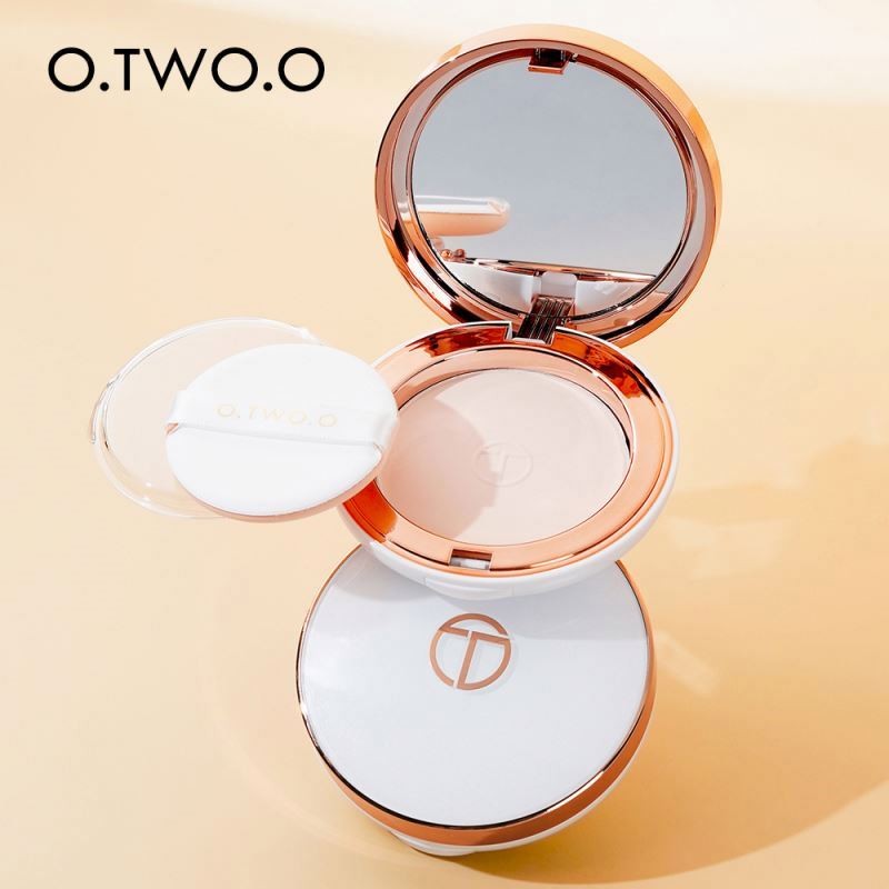 O.TWO.O Smooth Silk Oil Control Press Matte Non-Cakey Long Lasting Gentle Powder