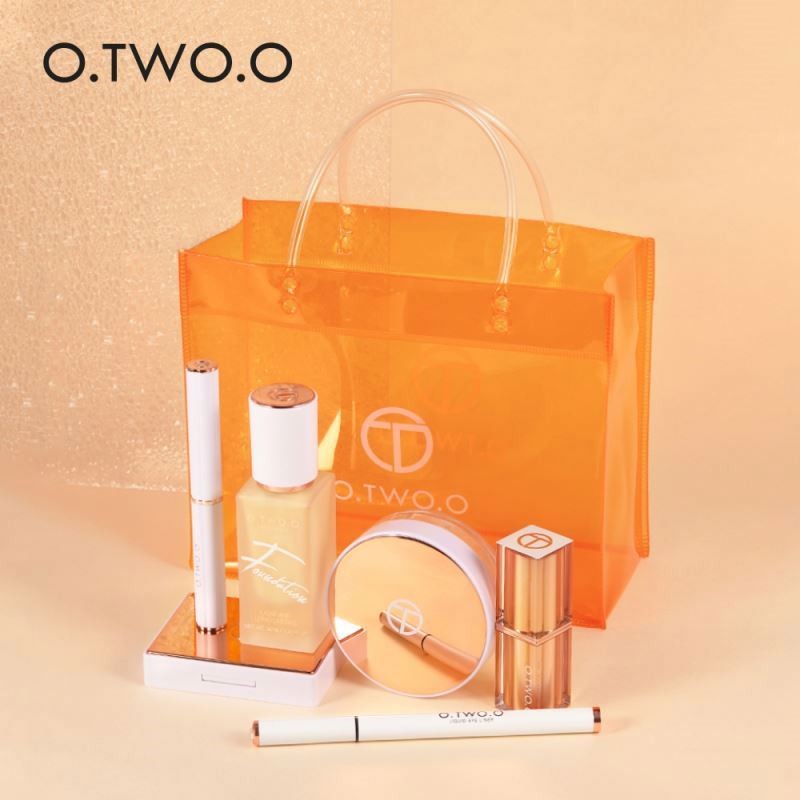 O.TWO.O Makeup Set box Full Make up gift bag