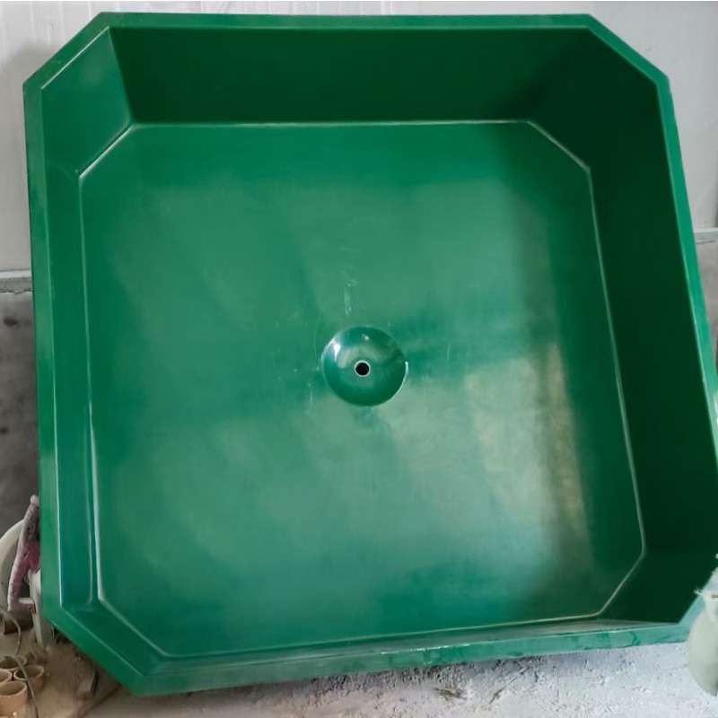 Fiberglass Aquarium Manufacturer - Custom Molding Service