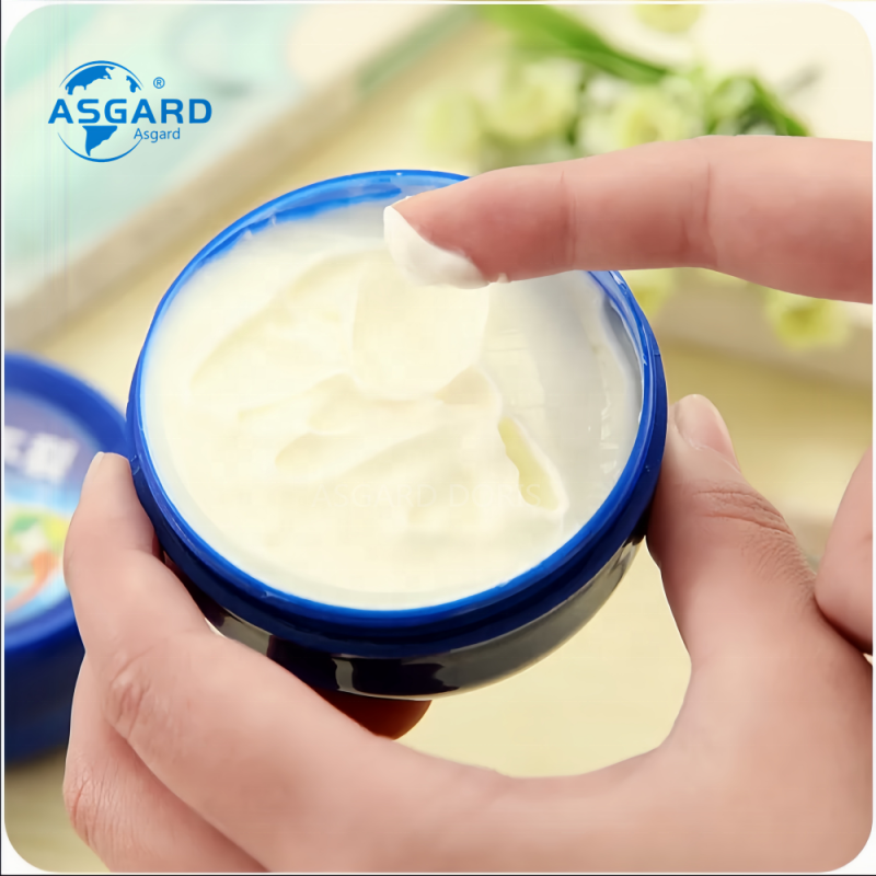 Cosmetics Raw Material Supplier - Refined Soft Paraffin Wax Petroleum Jelly