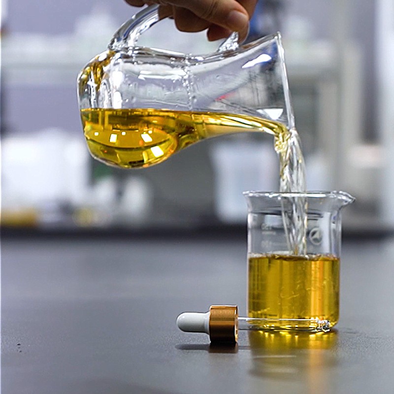 Ylang Essential Oil Supplier - OEM Natural Organic Sweet Odor Wholesale