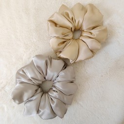 Wholesale Hot Sale Satin Silk Sleep Pillow Scrunchies Stuffing Cotton Without Tugging or Snagging for Girls