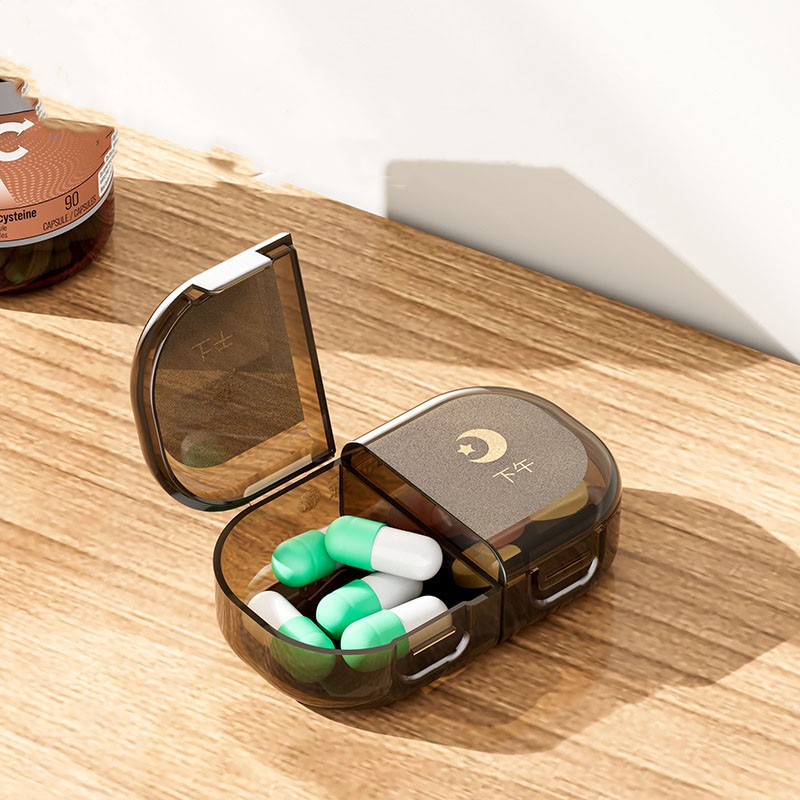 Small Plastic Portable Pill Boxes Travel Pill Case Weekly Medicine Box Portable Organizer Pill Box