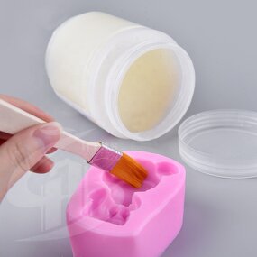 Petroleum Jelly Factory - Hydrating with Coconut Oil for Tropical Skin Care