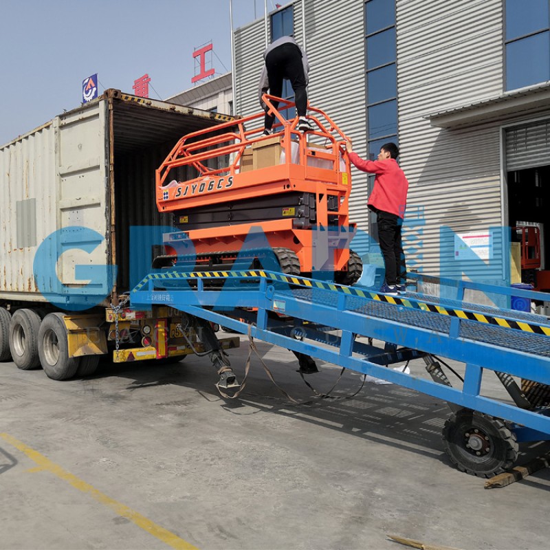 Crawler Scissor Lift Factory - Electric Hydraulic Rough