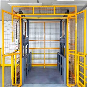 Electric Cargo Lift Supplier - Reliable Versatile Vertical Freight Easy Transport