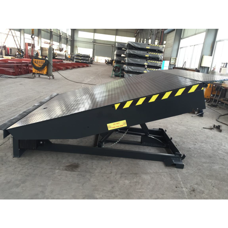 Forklift Loading Platform Manufacturer - Custom Hydraulic Dock Leveler