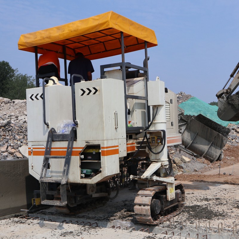 Curb Paver Factory - NC1200 Road Engineering Machinery