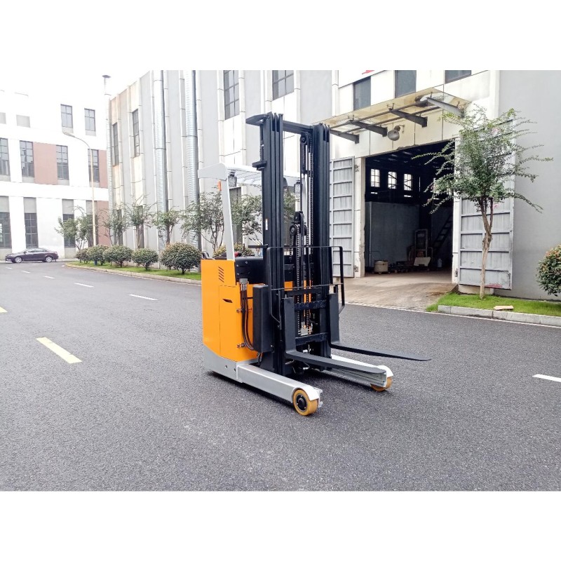 Battery Powered Reach Truck Manufacturer - 1500-1800kg Stand on Electric Forklift Truck