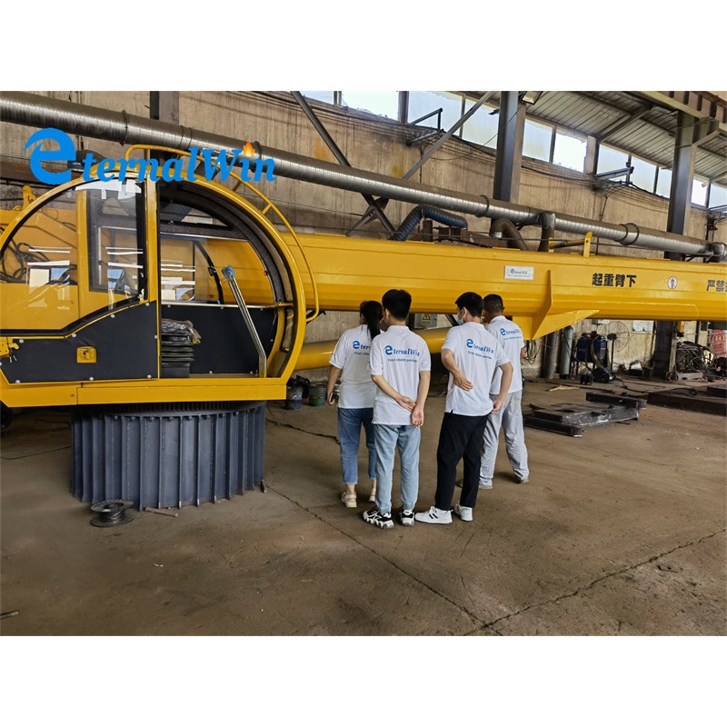 Marine Dock Crane Manufacturer - 12 Ton Hydraulic in Chile