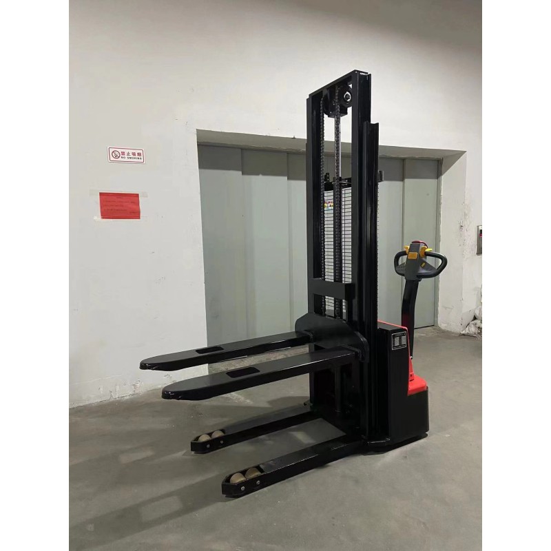 Hydraulic Forklift Factory - Diesel with Tailed Crane