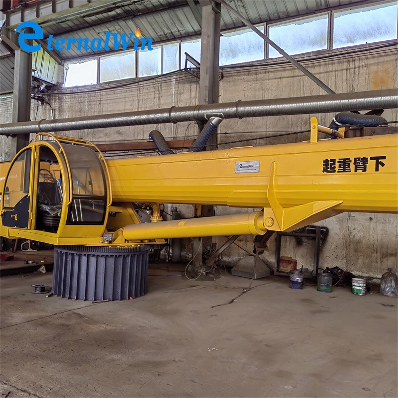 Marine Dock Crane Manufacturer - 12 Ton Hydraulic in Chile