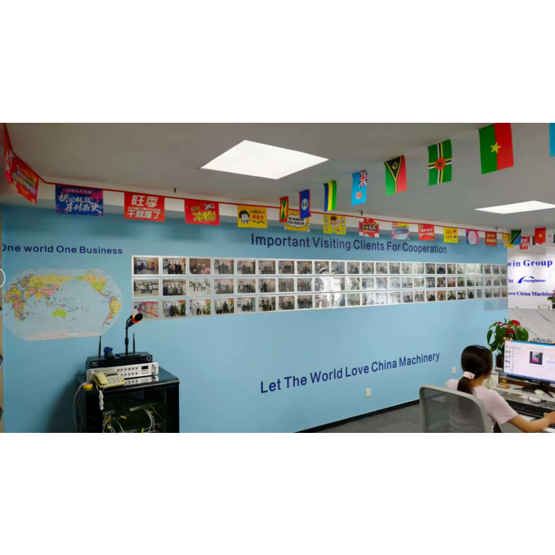 Baggage Towing Tractor Factory - Green Energy Electric Airport