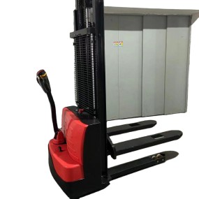 Hydraulic Forklift Factory - Diesel with Tailed Crane