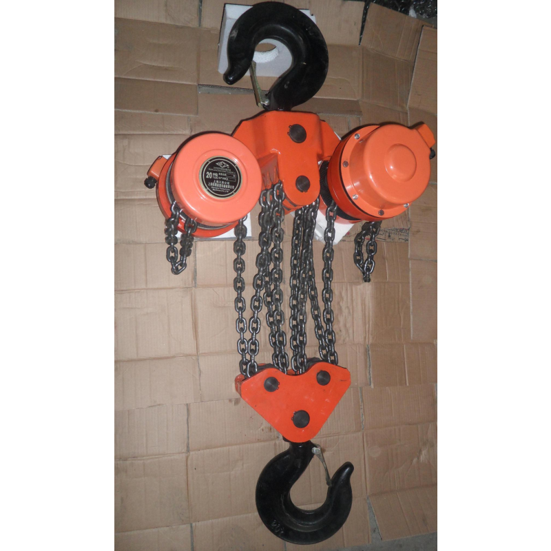 Industrial Electric Chain Hoist Manufacturer - DHP 7.5T Group Hanging Type Oil Tank