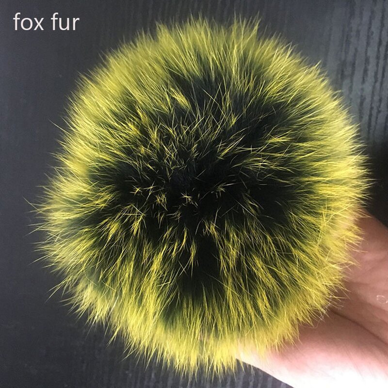 Fur Pompom Manufacturer - Natural Raccoon Pom with Buckle