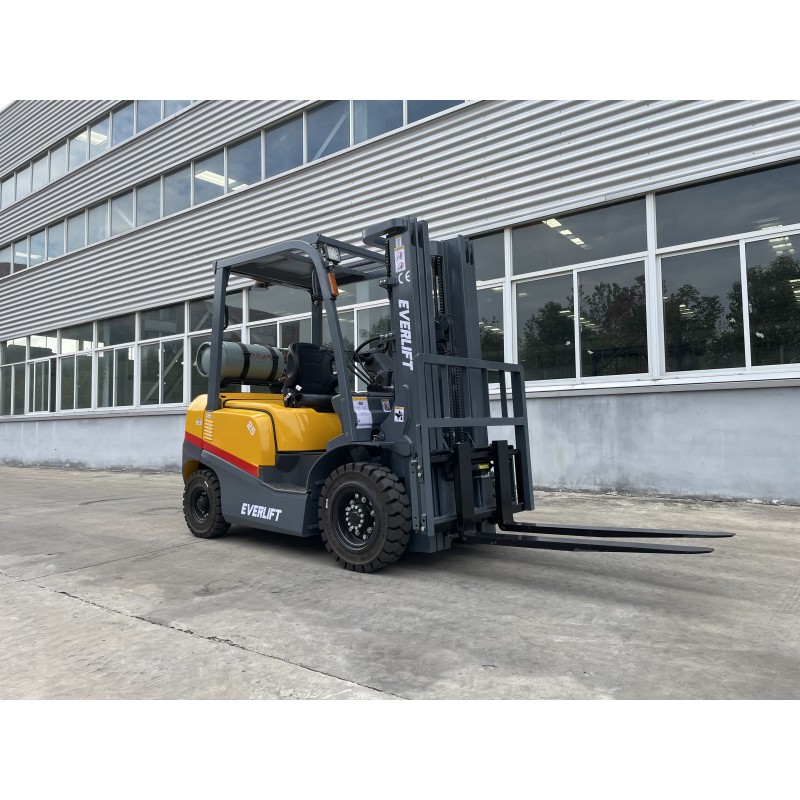 LPG Forklift - Nissan Engine 2-5 Ton Factory