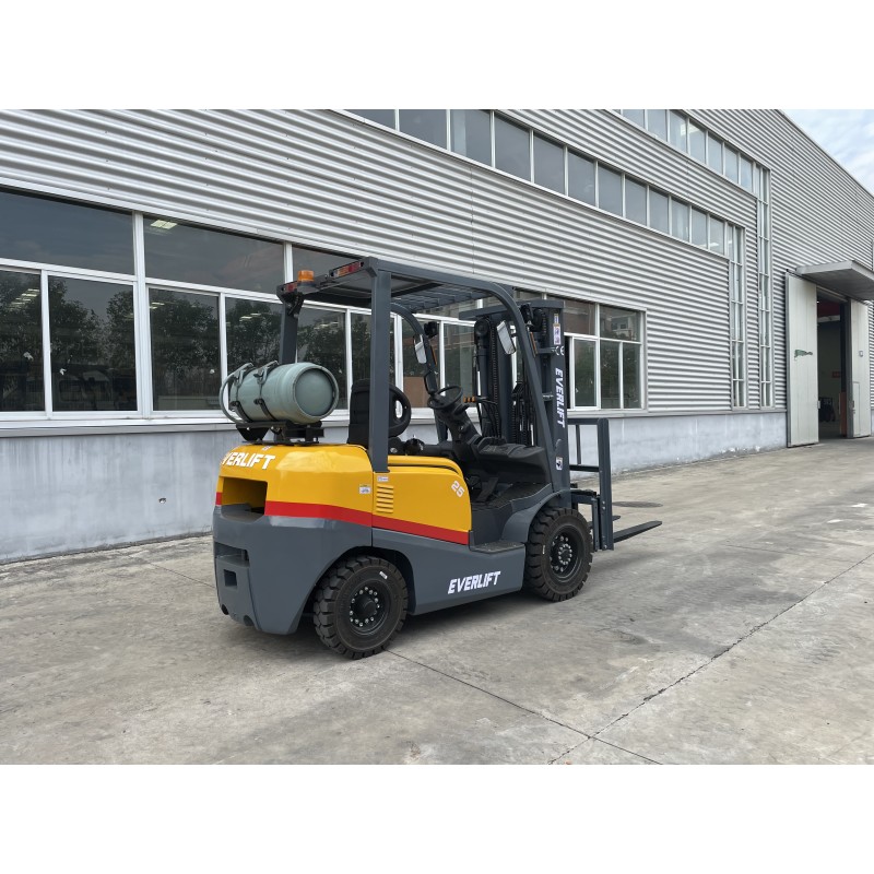 LPG Forklift - Nissan Engine 2-5 Ton Factory
