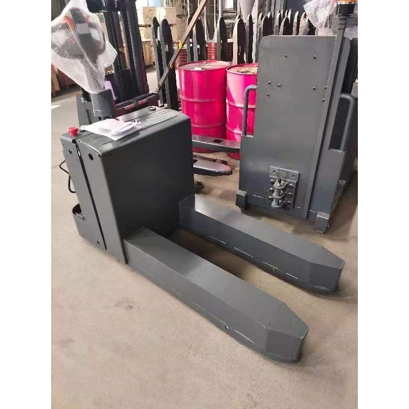 Custom Electric Stacker - Everlift Manufacturer