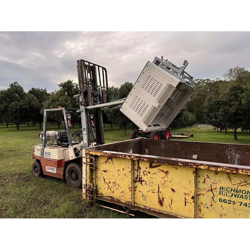 Forklift Attachment Bin Tipper - 1000kg Hot Sales