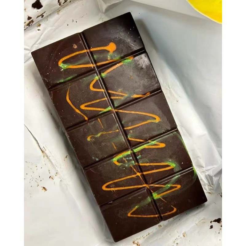 Customizable Pistachio Chocolate Bar Sweet Taste Factory Provides Bulk for Corporate Brand Solutions Dubai Halal Chocolate