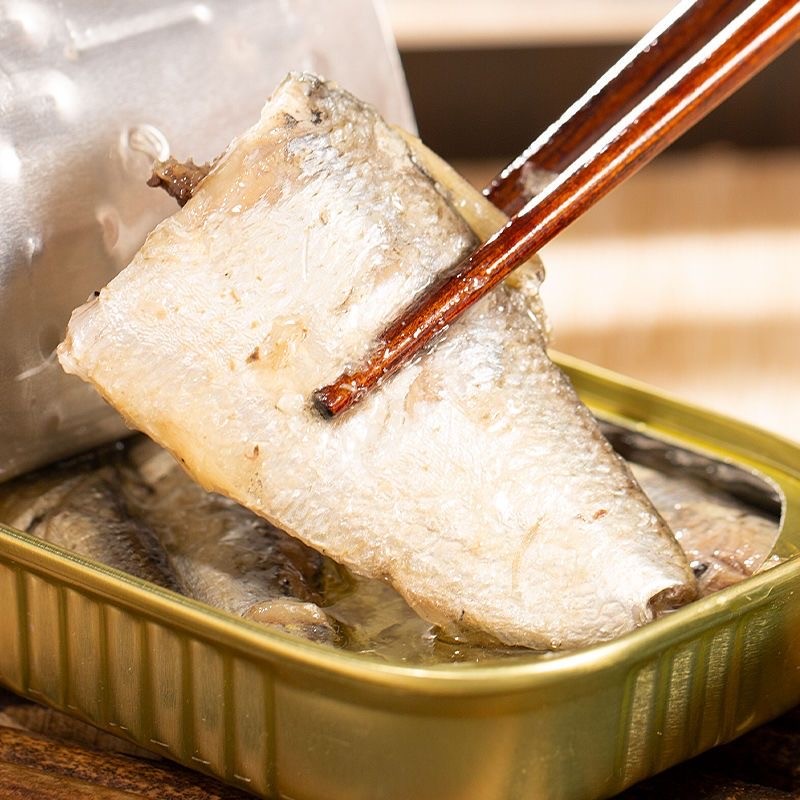 OEM ODM Free Sample Custom Package Canned Sardine In Oil 125g