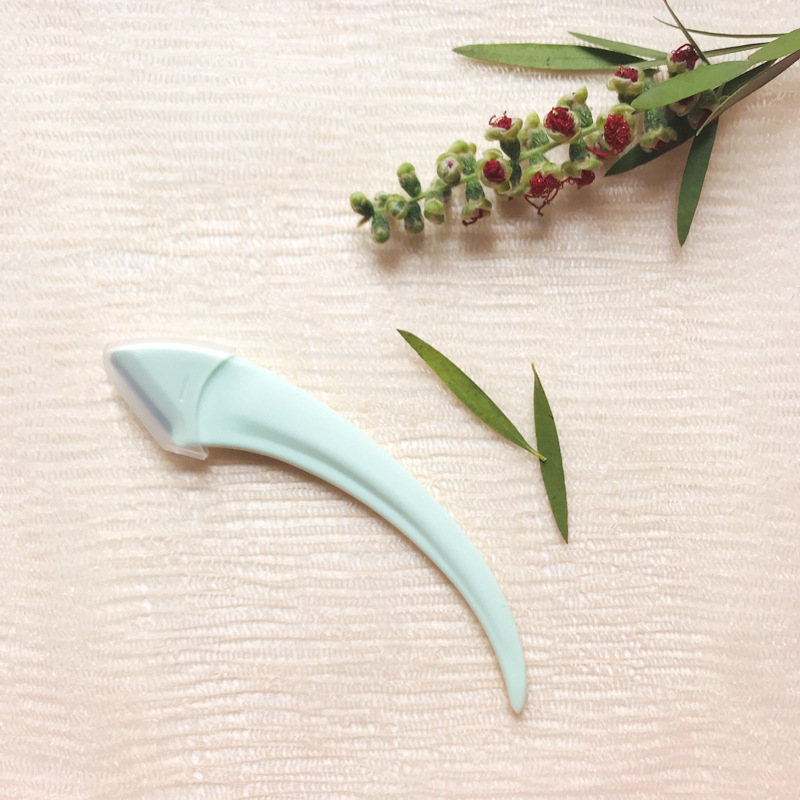 Beginner Beauty Makeup Tool Anti-Scratch Shaving Knife for Meniscus Eyebrow Trimming for Facial Hair Removal Eyebrow Shaping