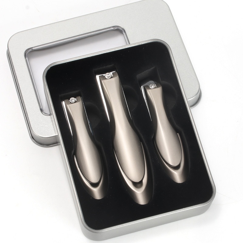 Home Use Beauty Tool Set Splash-Proof Manicure Mantis Nail Clippers with Comfortable Bevel Design