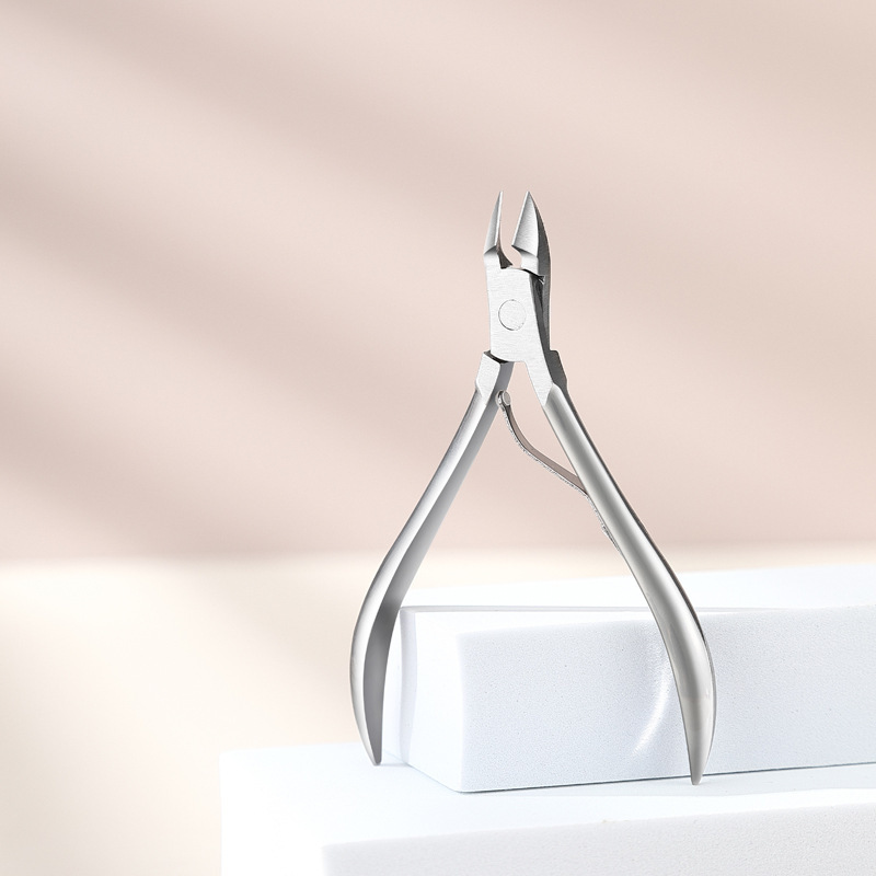 Stainless Steel Curved Blade Barb Scissors Bevel Nail Shop Nail Clipper Tools for Dead Skin Exfoliation