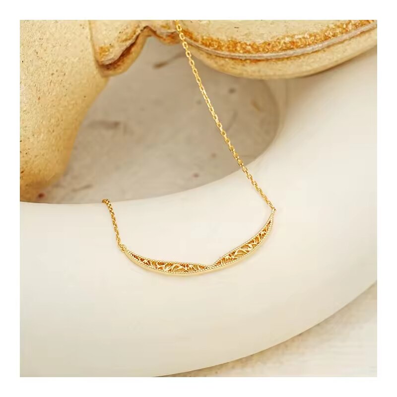 Wing Bar Necklace - Western Pop Minimalist