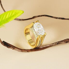 Chunky Band Ring - Elegant Luxury Statement