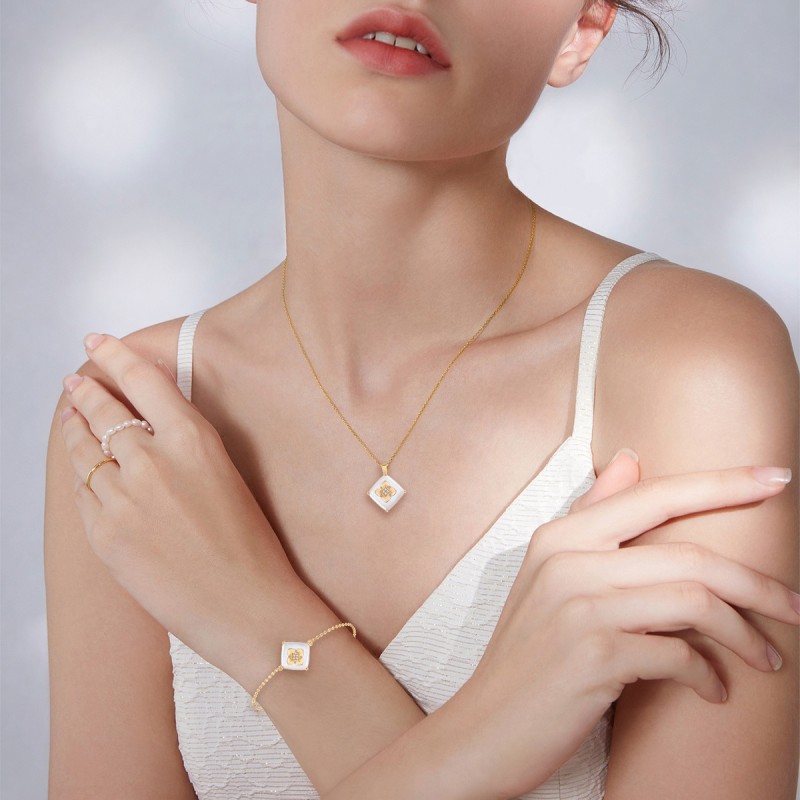 4 Leaf Clover Bracelet - Natural Stone Adjustable