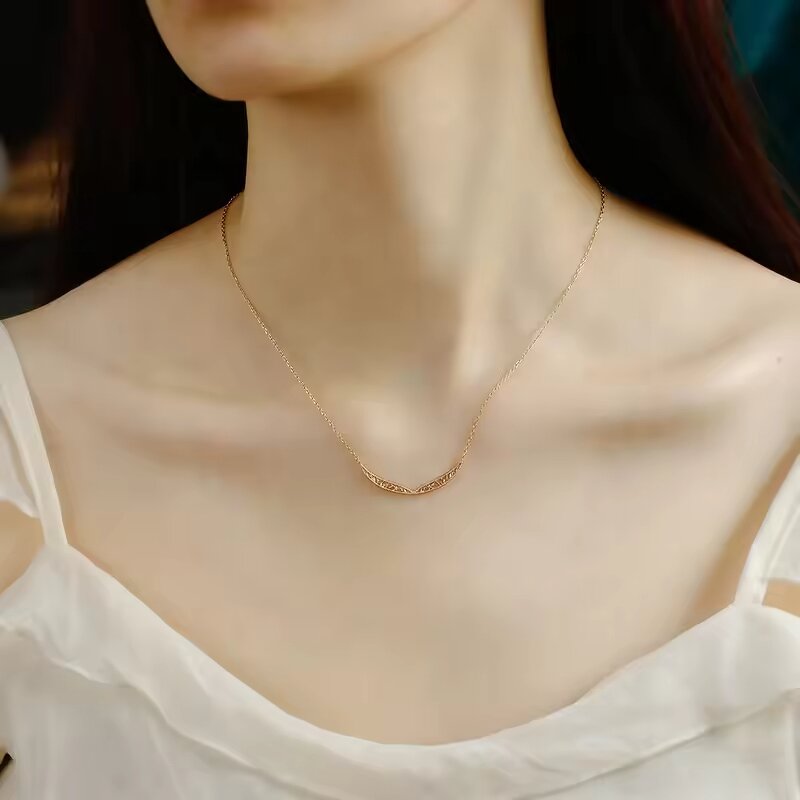 Wing Bar Necklace - Western Pop Minimalist