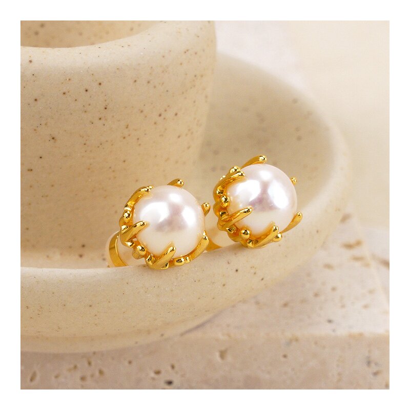 Freshwater Pearl Earrings - Simple Hand Stud Design