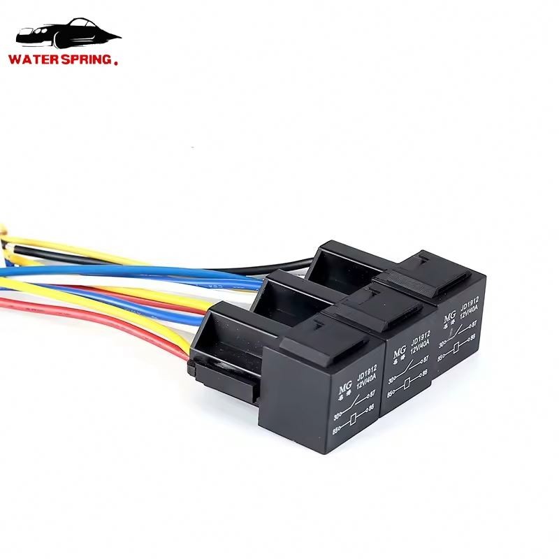Fuse Relay Box Factory - 12V Waterproof 6 Way with ATC Fuses Kit