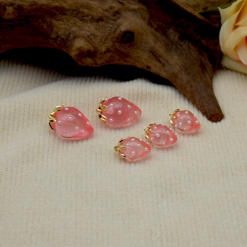 Strawberry Pendants Supplier - Fruit Charms Cute Bead DIY Material Pendant
