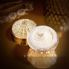 MERCILEN lightening and brightening aging-resistant skin care face retinol carrot lotion for black Face Product whitening cream