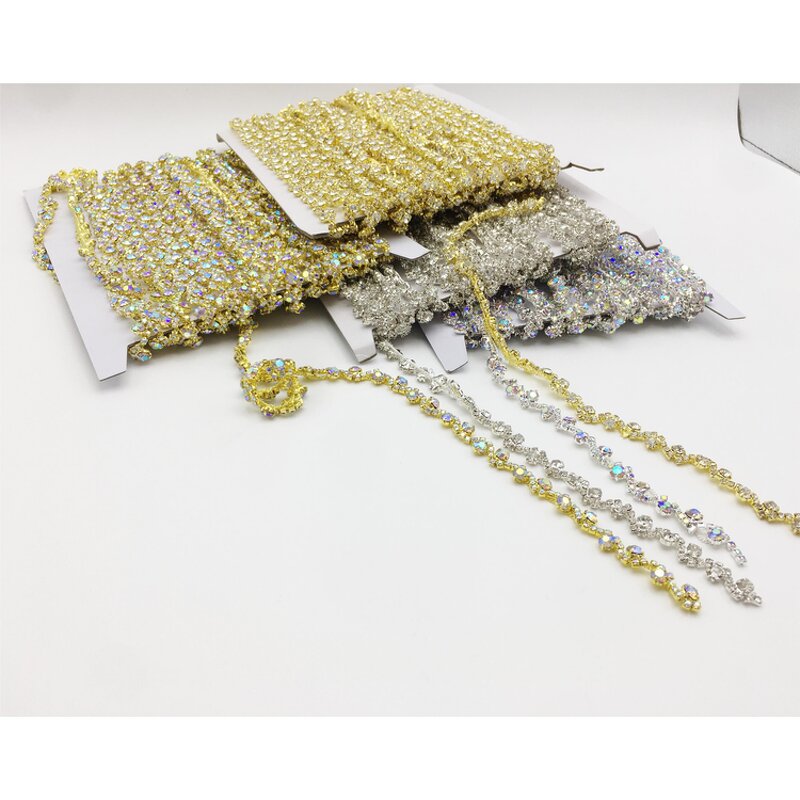 Rhinestone Chain Factory - S-shaped Diamond Decoration