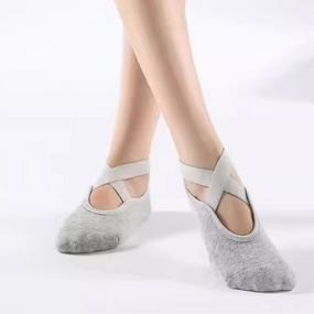 Women's Five Finger Anti-Slip Grip Toeless Barre Yoga Socks Half Ankle Pilates Yoga Socks Breathable Five-Toe Ankle Antislip