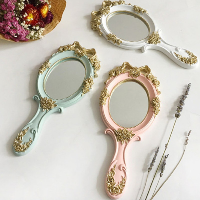 European Vintage Resin Wooden Makeup Mirror Handheld Carved Oval Mirror Portable Salon Mirror