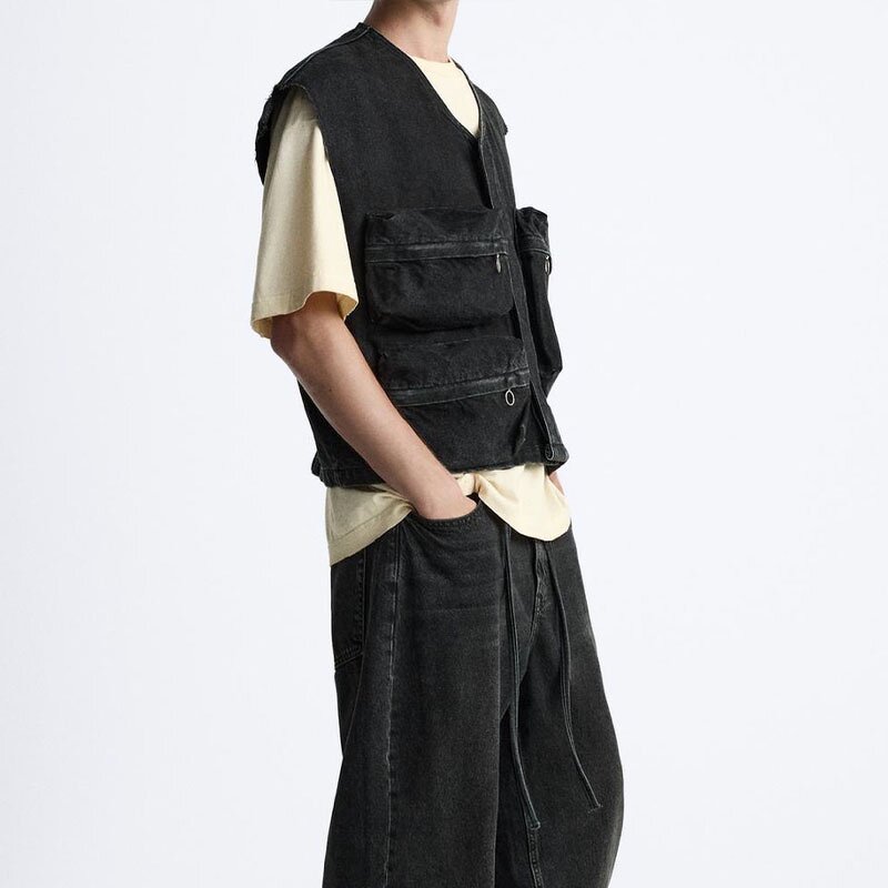 Round Neck Sleeveless Vest Factory - OEM Custom Men's All-match Retro Pocket Workwear