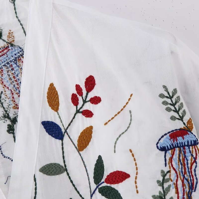 Embroidered Cotton Shirt Factory - OEM Custom Vintage V Neck Wide Sleeve Top