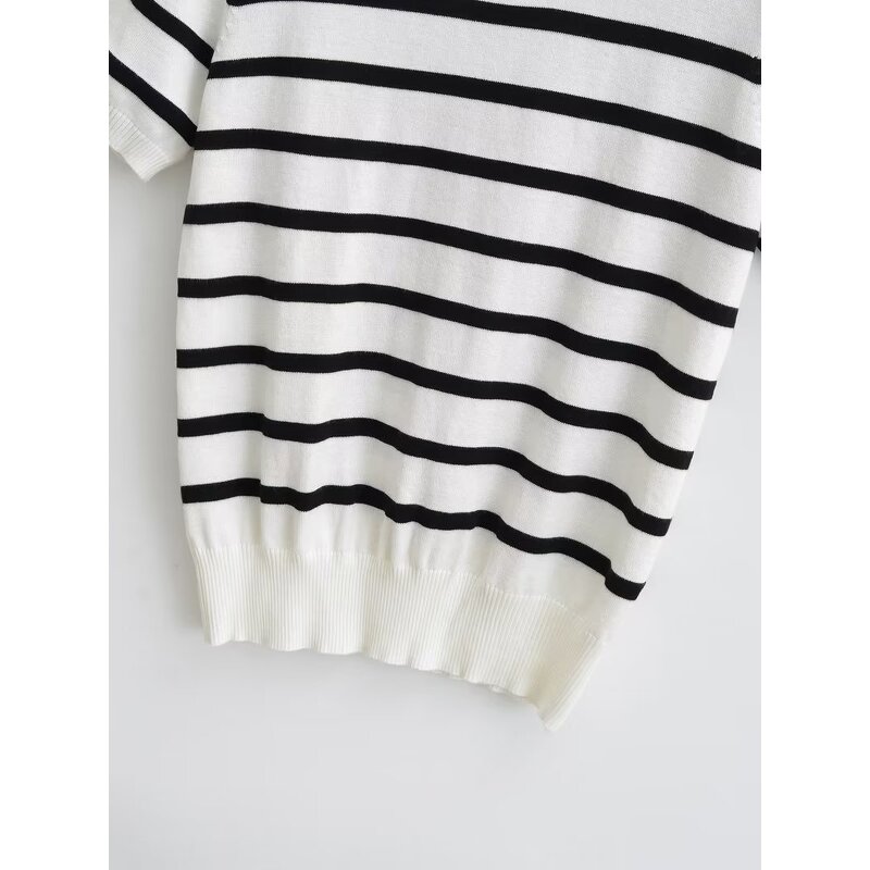 Retro Round Neck Striped Sweater Factory - OEM Custom American Autumn Casual Fashion