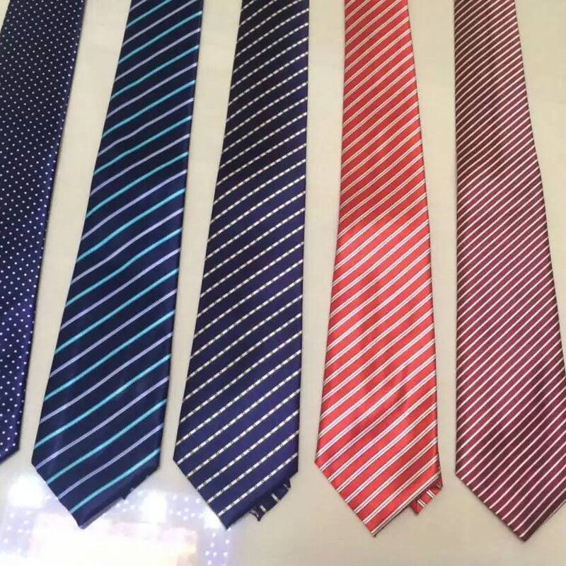 Men's Slim Skinny Neckties Factory - OEM Custom Many Solid Colors or Striped Prints Classic Style Silk