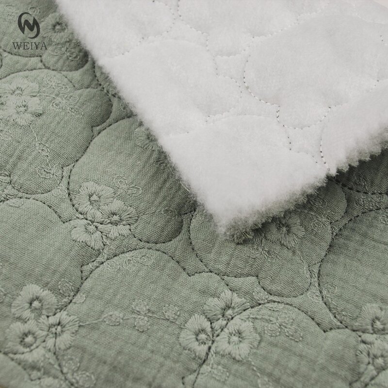 Quilt Fabric Manufacturer - Custom Baby Bear Embroidery Cotton Quilt Fabric