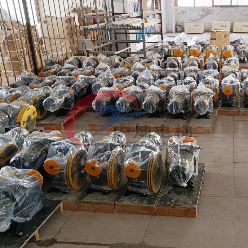Traction Machine Manufacturer - 100-300kg Dumbwaiter Elevator Part Motor